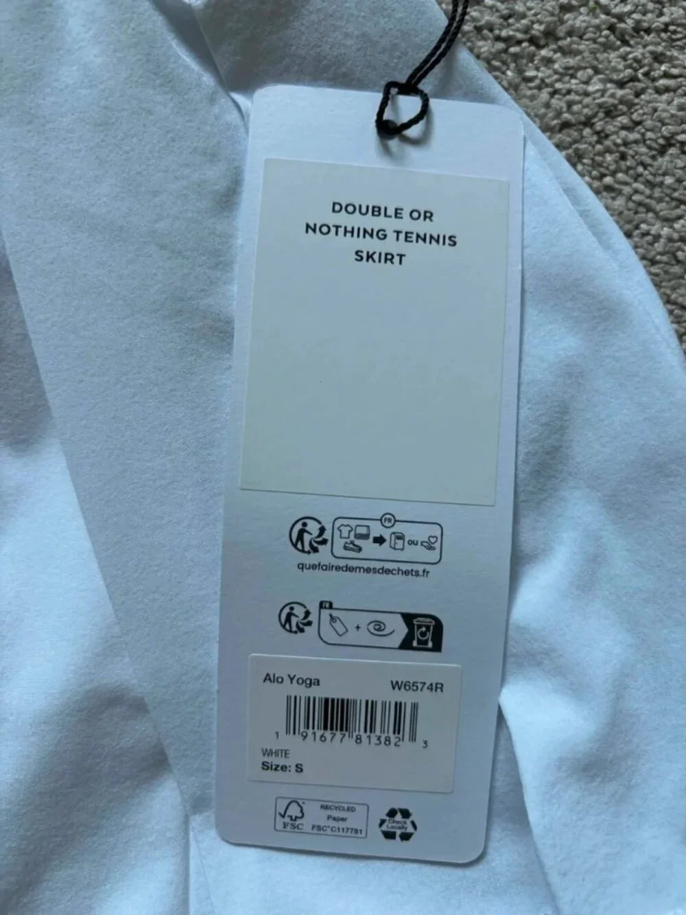 Alo Yoga Double Take Tennis Skirt & Airlift Intrigue Bra Set White Size S